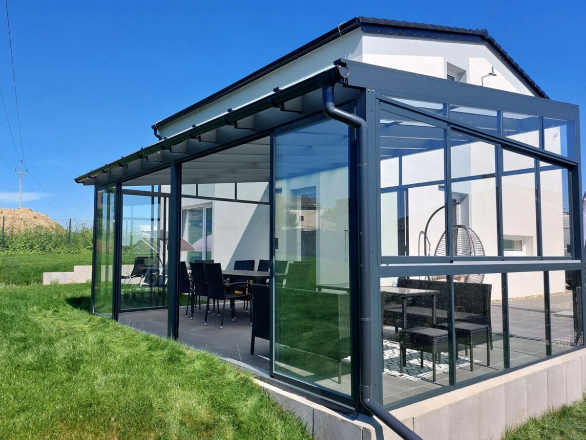 ALU-MASIV: zimní zahrada z hliníku: otevřené dveře, Ostrava-Poruba